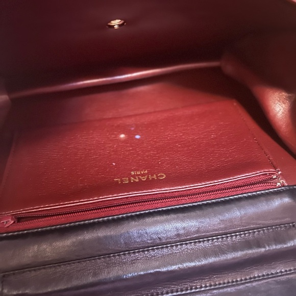 Authentic Vintage Chanel Handbag. $2,000.00 - Picture 8 of 16